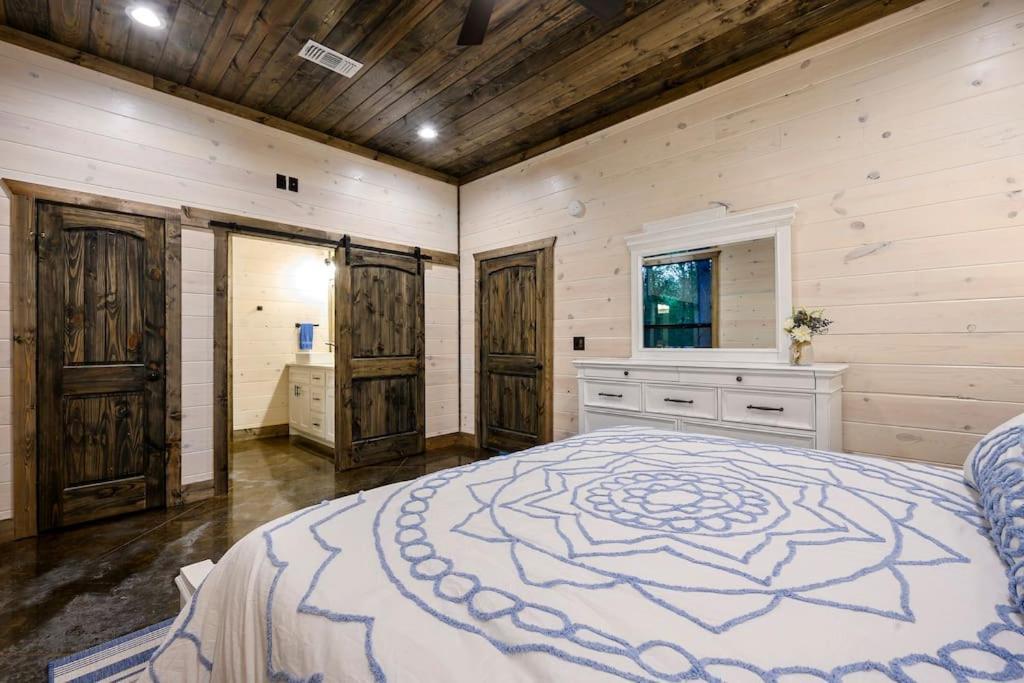 Brand New Luxury 2 Bedroom With Loft And Spa Sleeps 10 Broken Bow Exterior foto